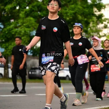 Runner Photo 4037863