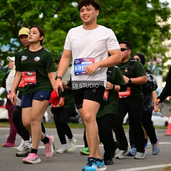 Runner Photo 4037901