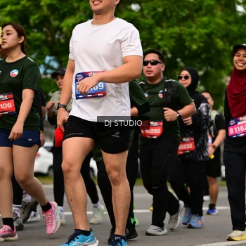 Runner Photo 4037904