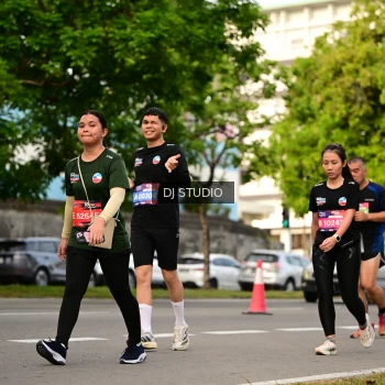 Runner Photo 4037980