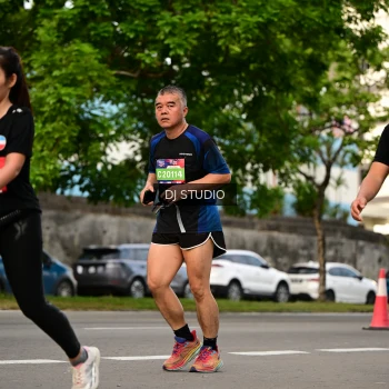 Runner Photo 4038024