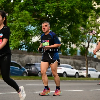 Runner Photo 4038030