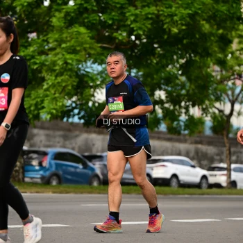 Runner Photo 4038033