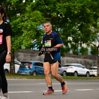 Runner Photo 4038043
