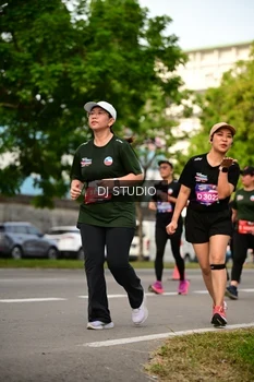 Runner Photo 4038097