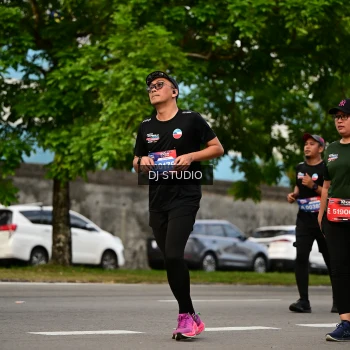 Runner Photo 4038143
