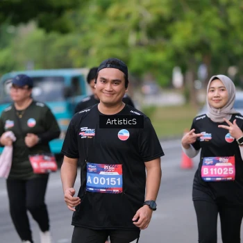 Runner Photo 4038405