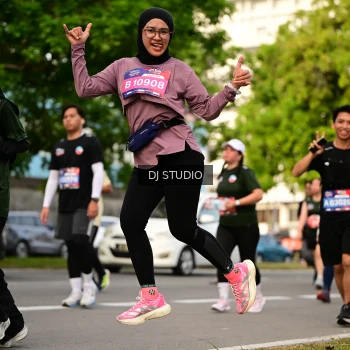 Runner Photo 4038406