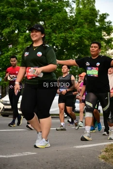 Runner Photo 4038642