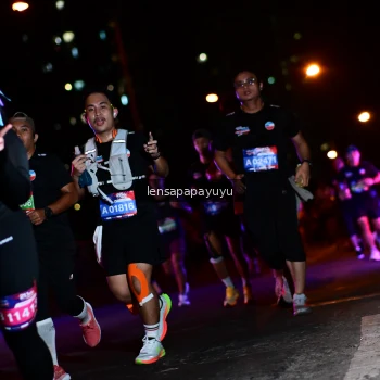 Runner Photo 4038657