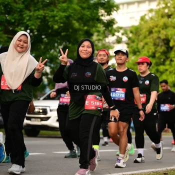 Runner Photo 4038669