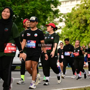 Runner Photo 4038692