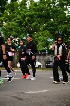 Runner Photo 4038724