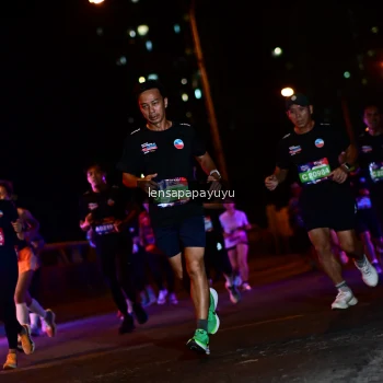 Runner Photo 4038733