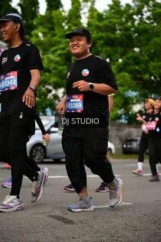 Runner Photo 4038762