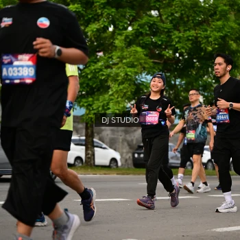Runner Photo 4038765