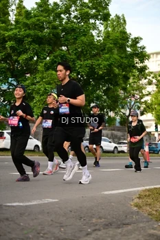 Runner Photo 4038777