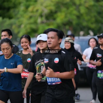 Runner Photo 4038788