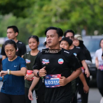 Runner Photo 4038790