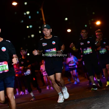 Runner Photo 4038815