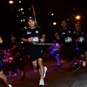 Runner Photo 4038816