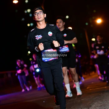 Runner Photo 4039063