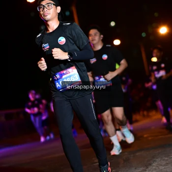 Runner Photo 4039071