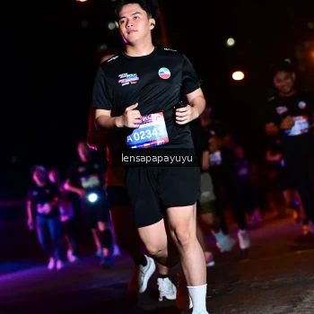 Runner Photo 4039072
