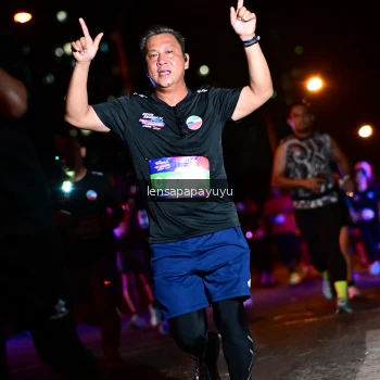Runner Photo 4039209