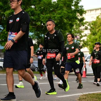 Runner Photo 4039255