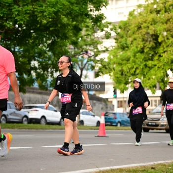 Runner Photo 4039300