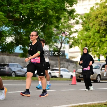 Runner Photo 4039331