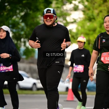 Runner Photo 4039352