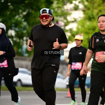 Runner Photo 4039363