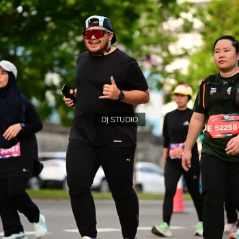 Runner Photo 4039376