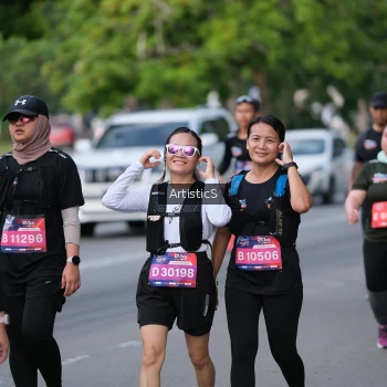 Runner Photo 4039420