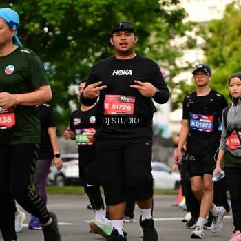 Runner Photo 4039474
