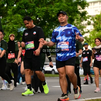 Runner Photo 4039549