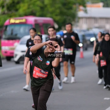 Runner Photo 4039580