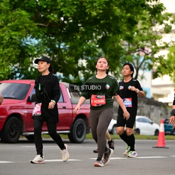 Runner Photo 4039650