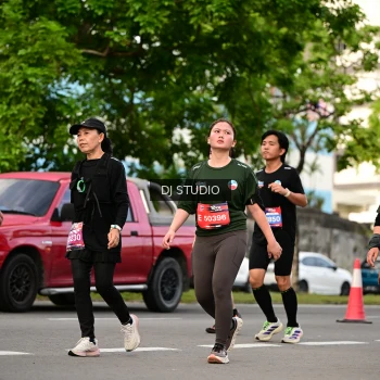 Runner Photo 4039652