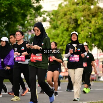Runner Photo 4039697