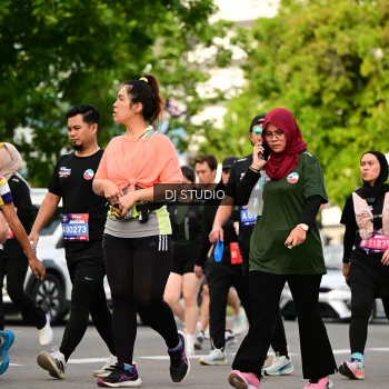 Runner Photo 4039705