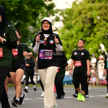 Runner Photo 4039733