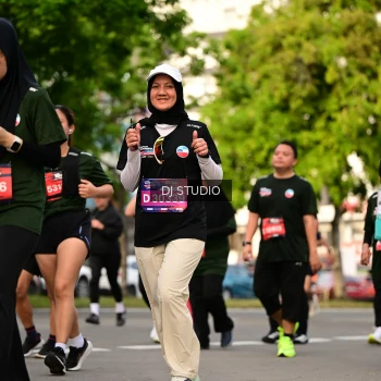 Runner Photo 4039738