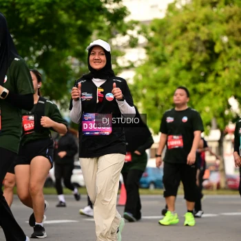 Runner Photo 4039741