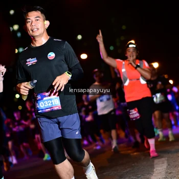 Runner Photo 4039777
