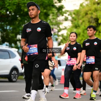 Runner Photo 4039811