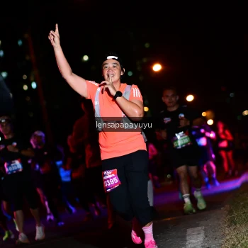 Runner Photo 4039854