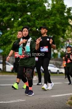 Runner Photo 4039859